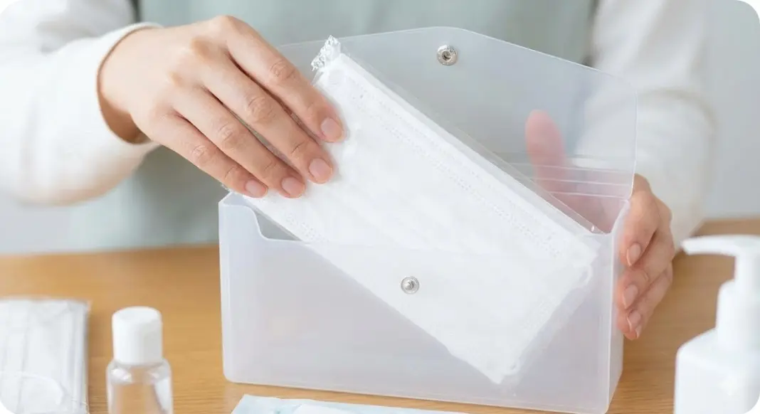 マスクや衛生用品の収納に最適なケース